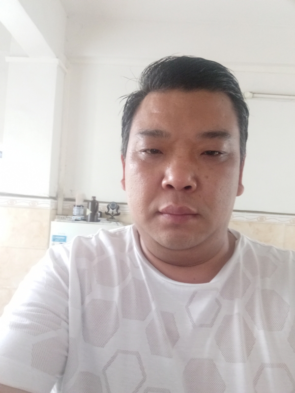 帅帅的第一张照片--随州中老年相亲网